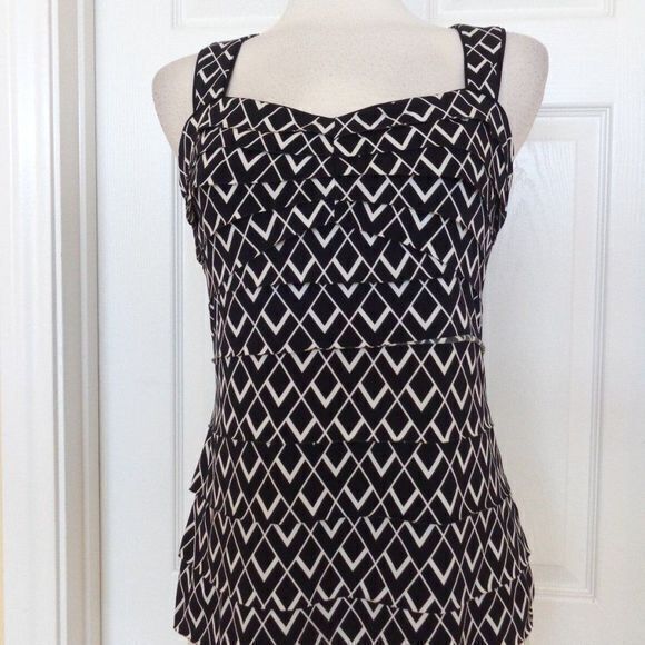 WHBM Deco Diamond Tiered Shell Geometric Sleeveless Ruffle‎ Tank Top Size M - Picture 1 of 7